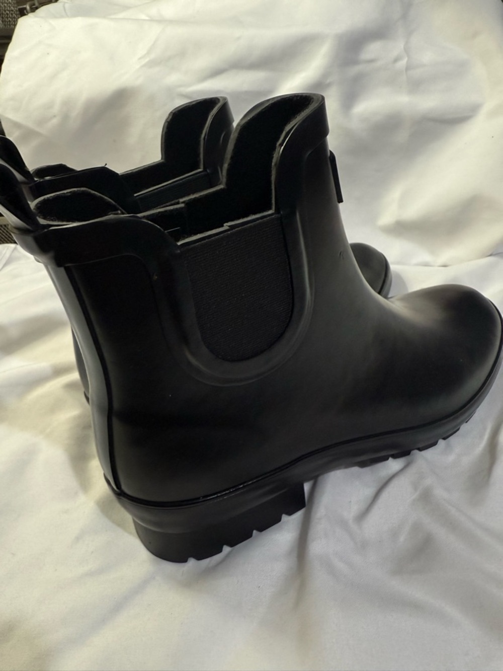 Sperry Drizzle Chelsea Rain Boot
Chelsea Rain Boot, Lug Sole W/Size 7,8,10 - Picture 5 of 8